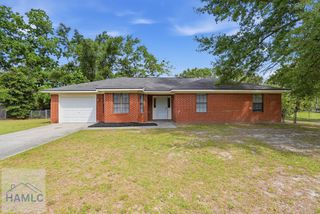 39 Henry Lane, Hinesville, GA 31313