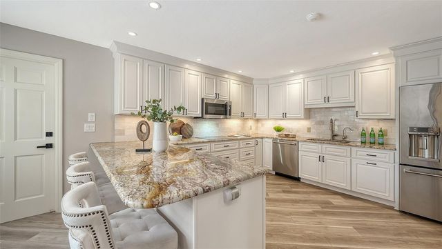 4436 CALLE SERENA, Sarasota, FL 34238