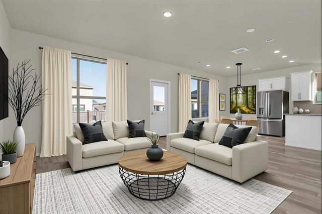 449 Stone Water LN, Jarrell, TX 76588