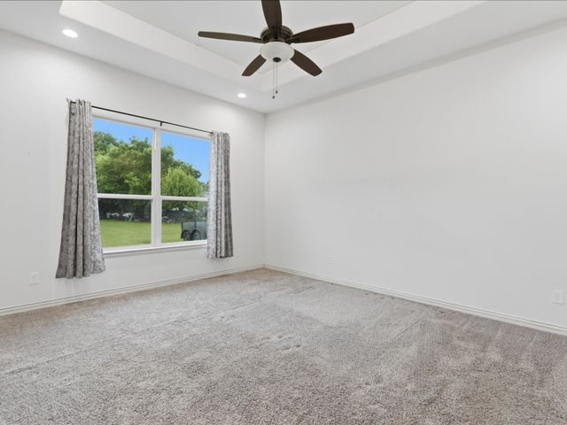 113 Silverwood Drive, Ovilla, TX 75154