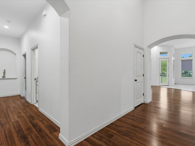 113 Silverwood Drive, Ovilla, TX 75154