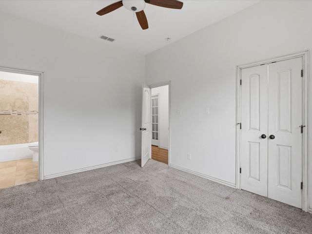 113 Silverwood Drive, Ovilla, TX 75154