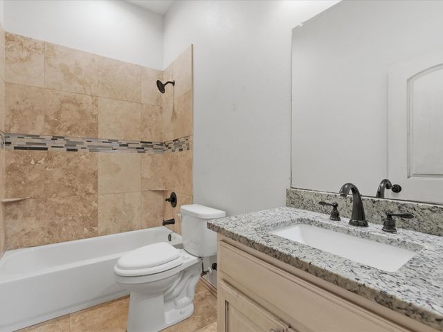 113 Silverwood Drive, Ovilla, TX 75154