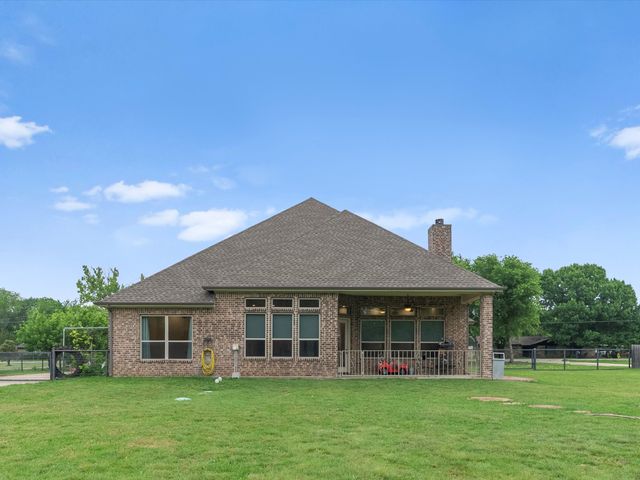 113 Silverwood Drive, Ovilla, TX 75154