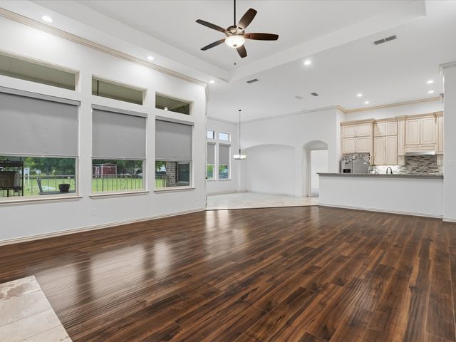 113 Silverwood Drive, Ovilla, TX 75154