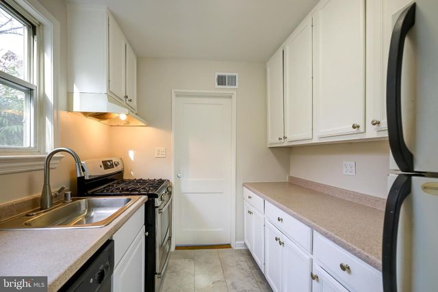 10022 BRUNETT AVE, Silver Spring, MD 20901