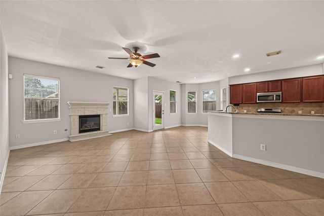 8822 Peach Oak Crossing, Katy, TX 77494