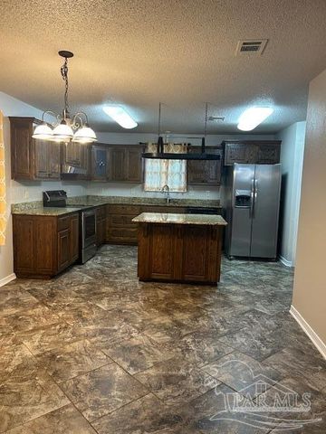 5938 Herlong Dr, Milton, FL 32570