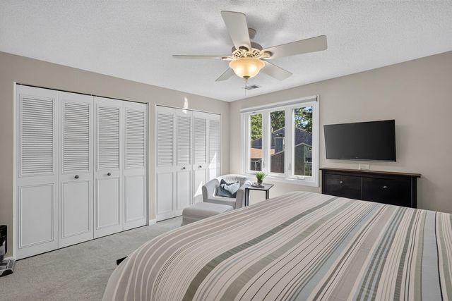 90 Forest Glade UNIT 90, Teaticket, MA 02536
