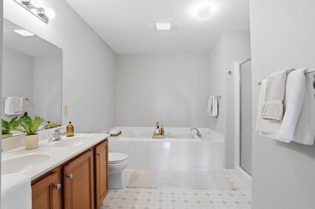 526 CLEARVIEW DR, Souderton, PA 18964