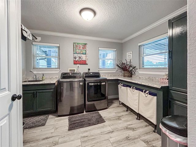 7078 Gupton Road, Brazoria, TX 77422