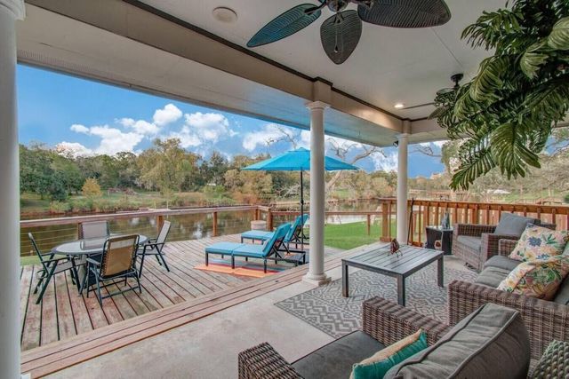 7078 Gupton Road, Brazoria, TX 77422