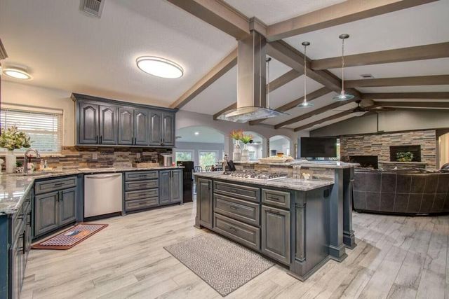 7078 Gupton Road, Brazoria, TX 77422