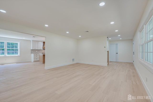 300 E Chestnut Avenue E, Metuchen, NJ 08840