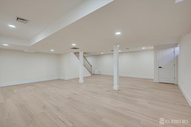 300 E Chestnut Avenue E, Metuchen, NJ 08840