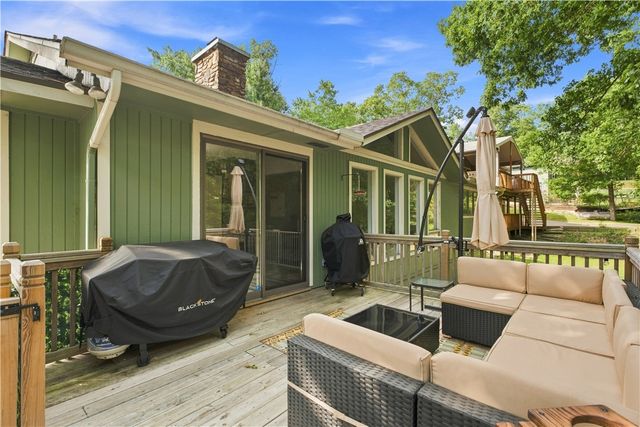 72 Elizabeth Drive, Bella Vista, AR 72715
