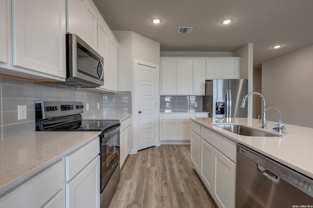 8337 Rocket View, San Antonio, TX 78263
