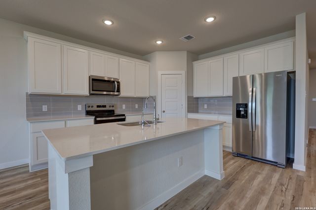 8337 Rocket View, San Antonio, TX 78263