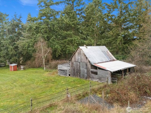 207 Fort Casey Road, Coupeville, WA 98239