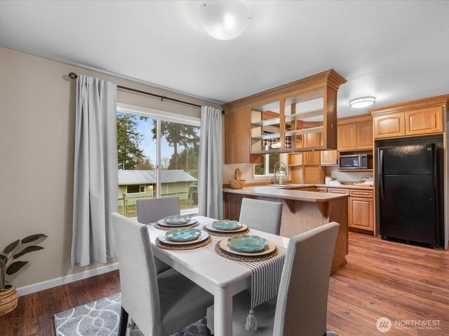 207 Fort Casey Road, Coupeville, WA 98239