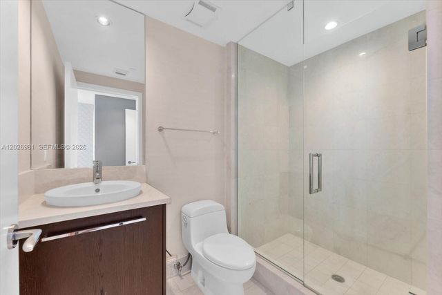17121 Collins Ave 3905, Sunny Isles Beach, FL 33160