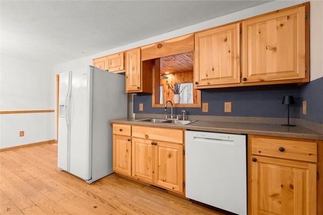 425 Enchanted Woods Dr, Blairsville, GA 30512