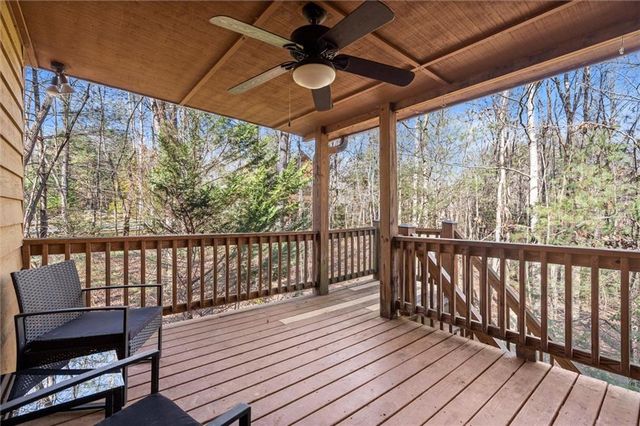 425 Enchanted Woods Dr, Blairsville, GA 30512