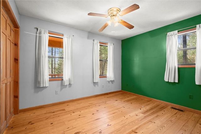 425 Enchanted Woods Dr, Blairsville, GA 30512