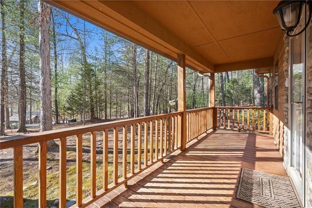 425 Enchanted Woods Dr, Blairsville, GA 30512