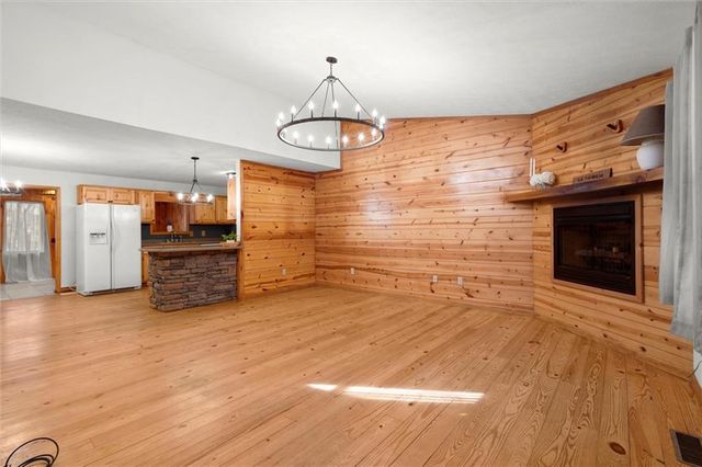 425 Enchanted Woods Dr, Blairsville, GA 30512