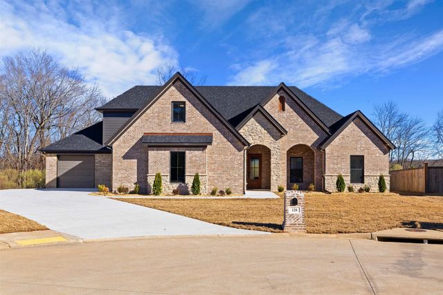 120 Timberland Trail, Maumelle, AR 72113