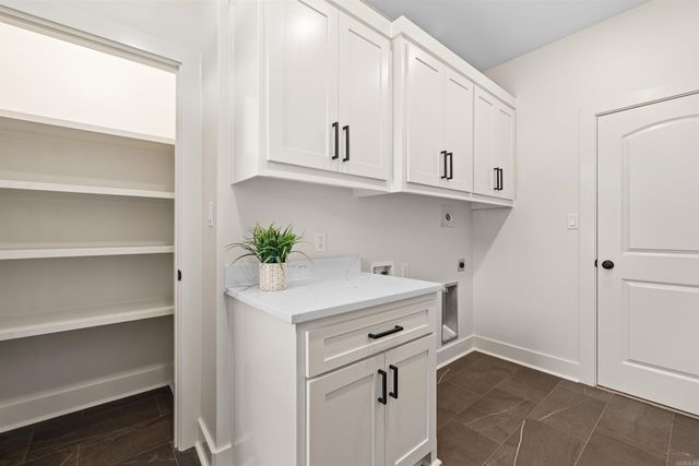 120 Timberland Trail, Maumelle, AR 72113