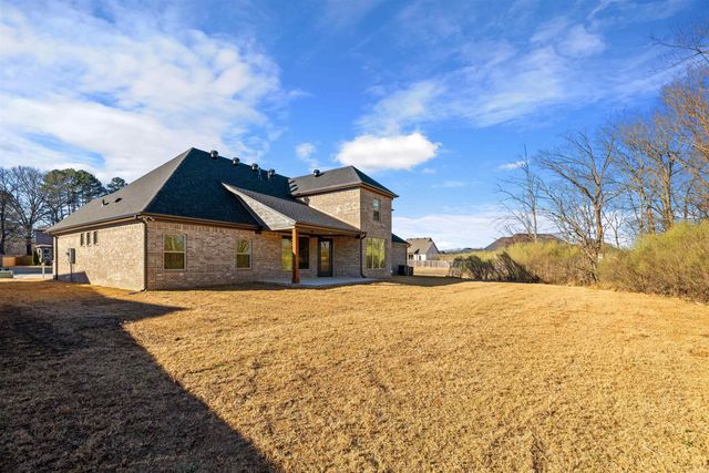 120 Timberland Trail, Maumelle, AR 72113