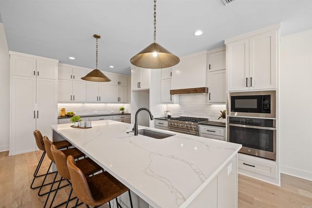 120 Timberland Trail, Maumelle, AR 72113