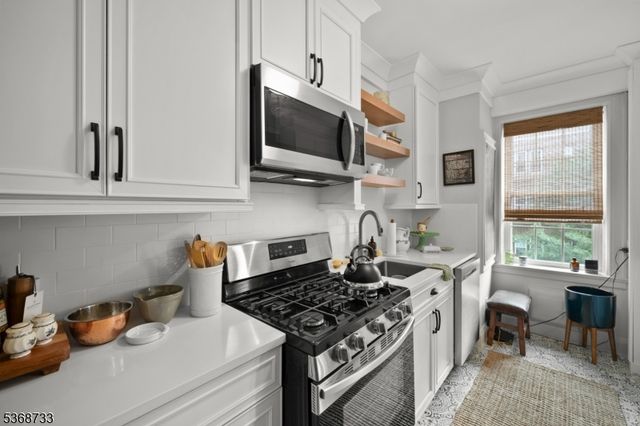 275 Engle St A-4, Englewood City, NJ 07631