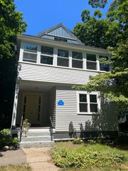 263 Auburndale Ave 263, Newton, MA 02466