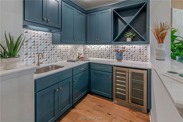 1809 Register Court, College Station, TX 77845