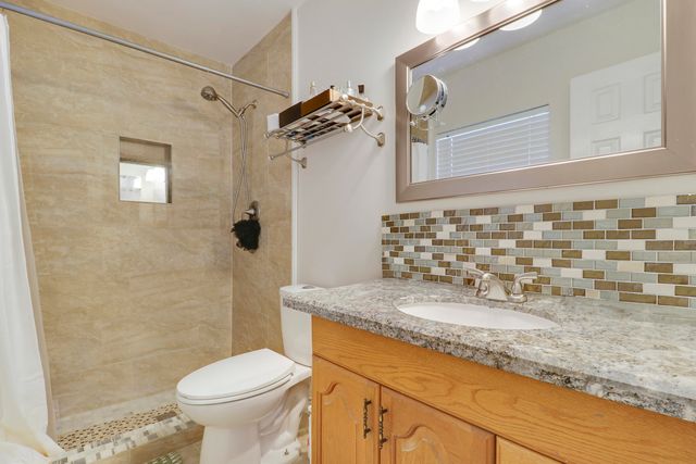 3814 Van Cott Circle, West Palm Beach, FL 33403