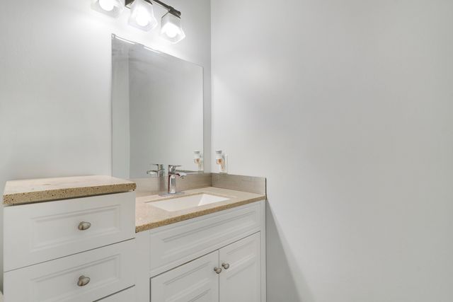 3814 Van Cott Circle, West Palm Beach, FL 33403
