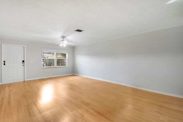 3814 Van Cott Circle, West Palm Beach, FL 33403