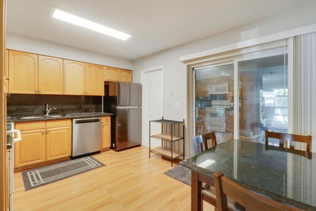 3814 Van Cott Circle, West Palm Beach, FL 33403
