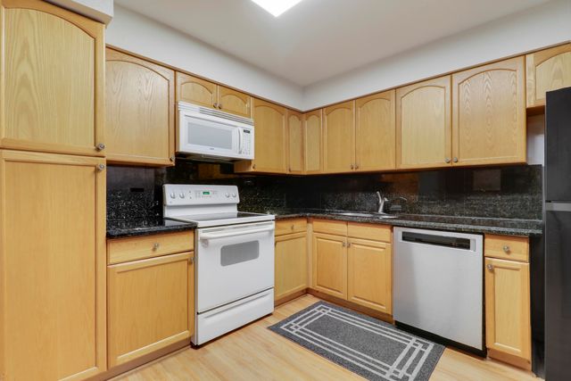 3814 Van Cott Circle, West Palm Beach, FL 33403