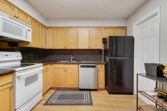 3814 Van Cott Circle, West Palm Beach, FL 33403