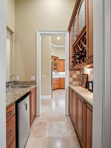 9223 HIDDEN BAY LANE, Orlando, FL 32819