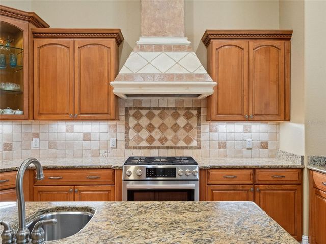 9223 HIDDEN BAY LANE, Orlando, FL 32819