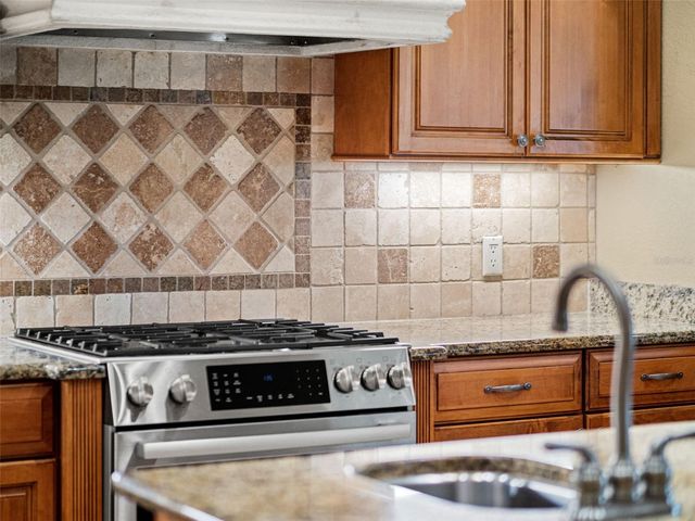9223 HIDDEN BAY LANE, Orlando, FL 32819