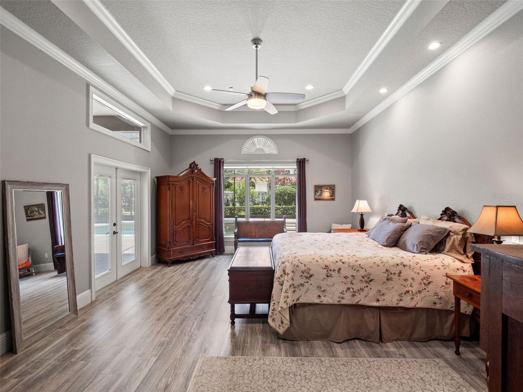 Image 25 of property listing at 9223 HIDDEN BAY LANE, Orlando, FL 32819
