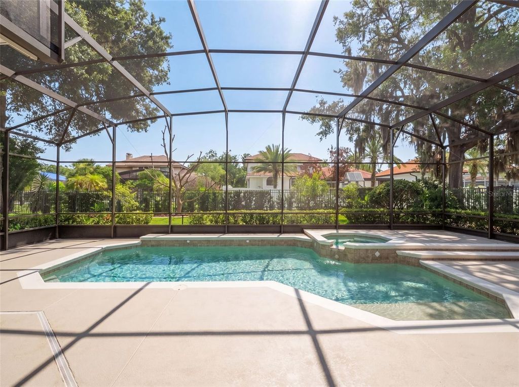 Image 41 of property listing at 9223 HIDDEN BAY LANE, Orlando, FL 32819