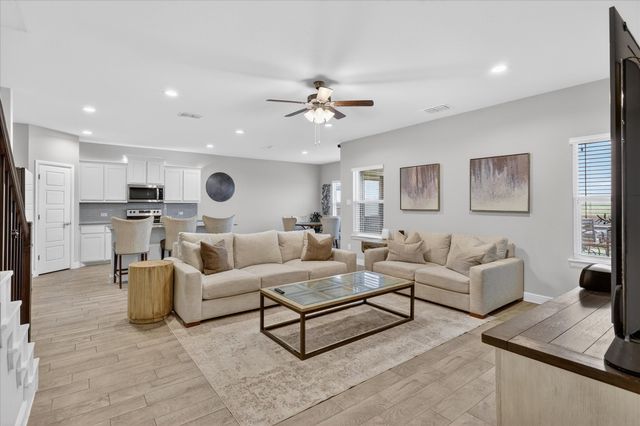 1721 Zilker Park Trail, Alvarado, TX 76009