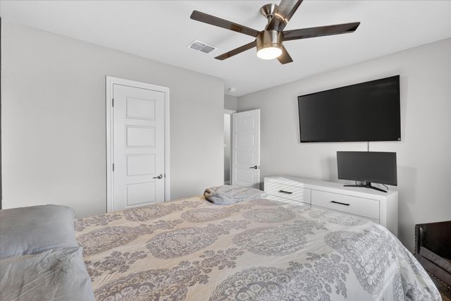 1721 Zilker Park Trail, Alvarado, TX 76009